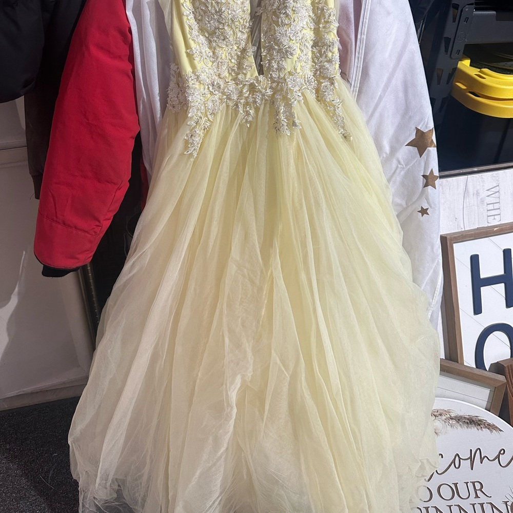 Vienna Prom Dress - Picture 3 of 11